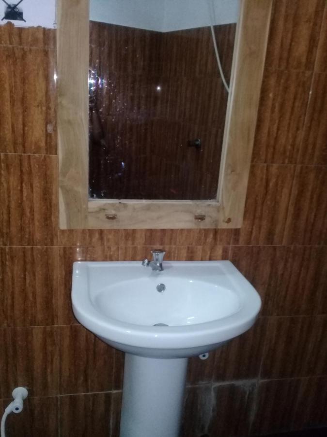 Appartamento Canberra Safari House Udawalawe Esterno foto