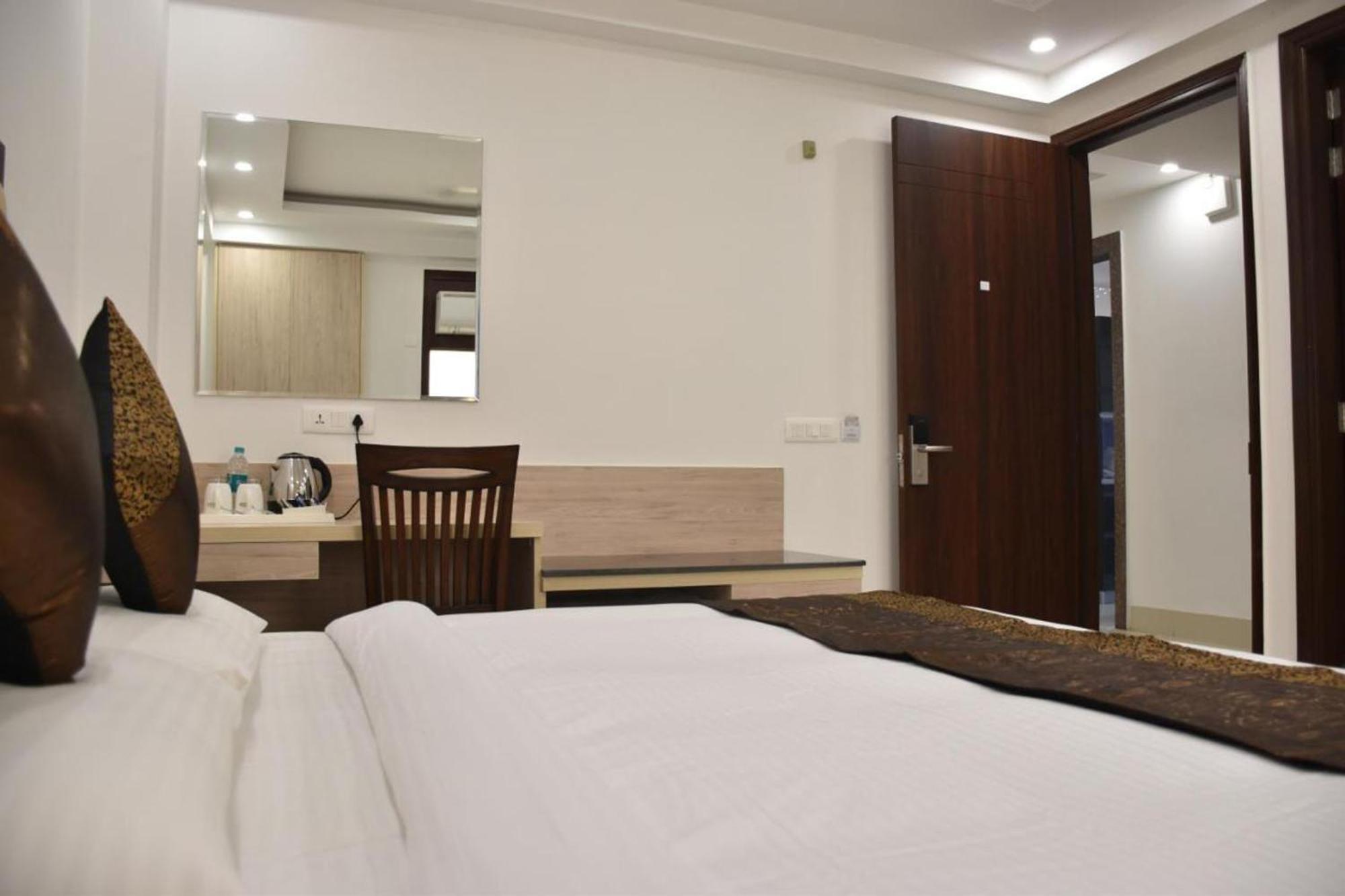 Appartamento Canberra Safari House Udawalawe Esterno foto